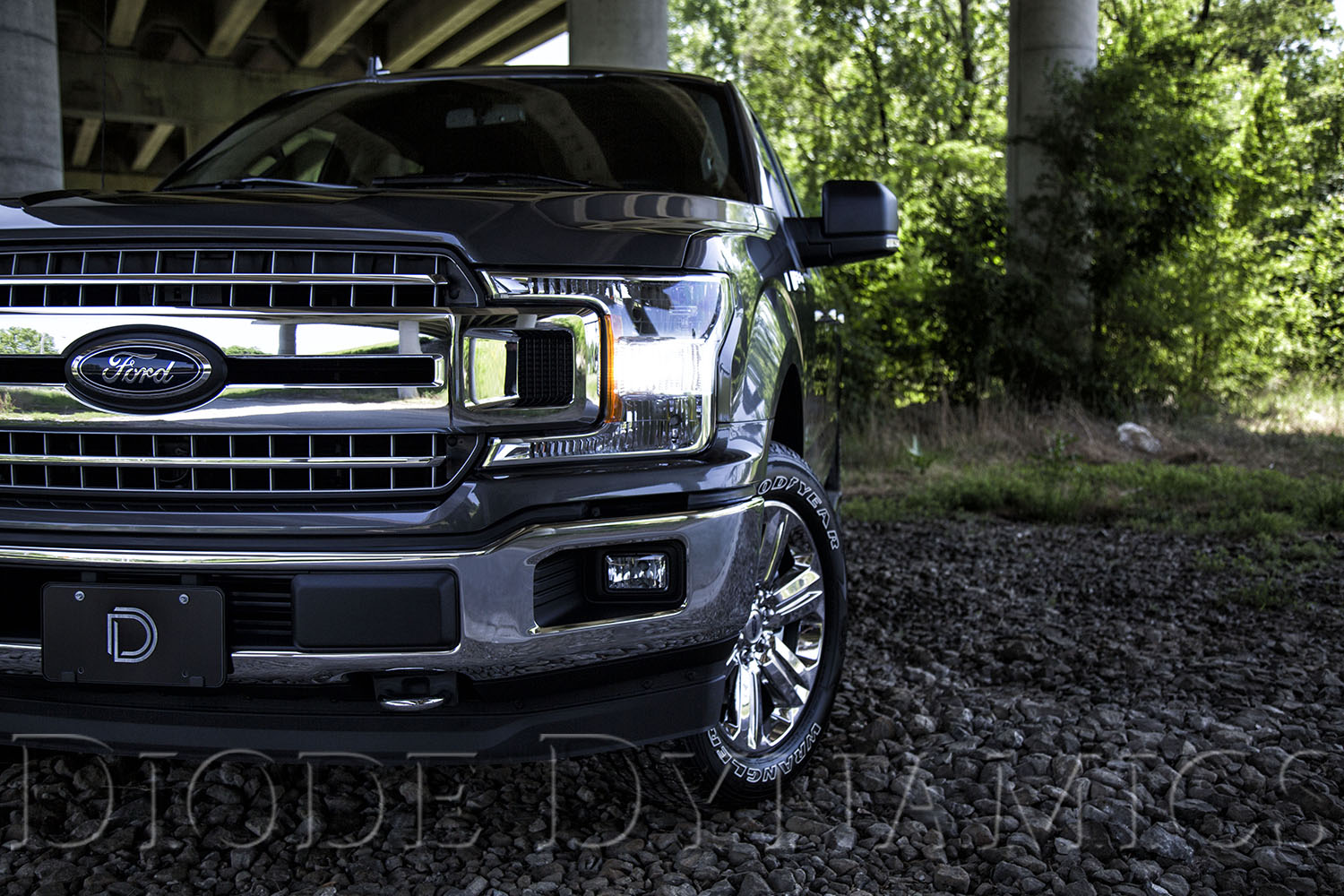 2018_Ford_F-150_Switchback_LED_Bulb 